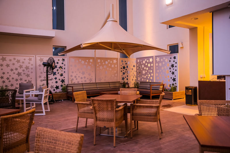 Awfad Hotel Riade Exterior foto